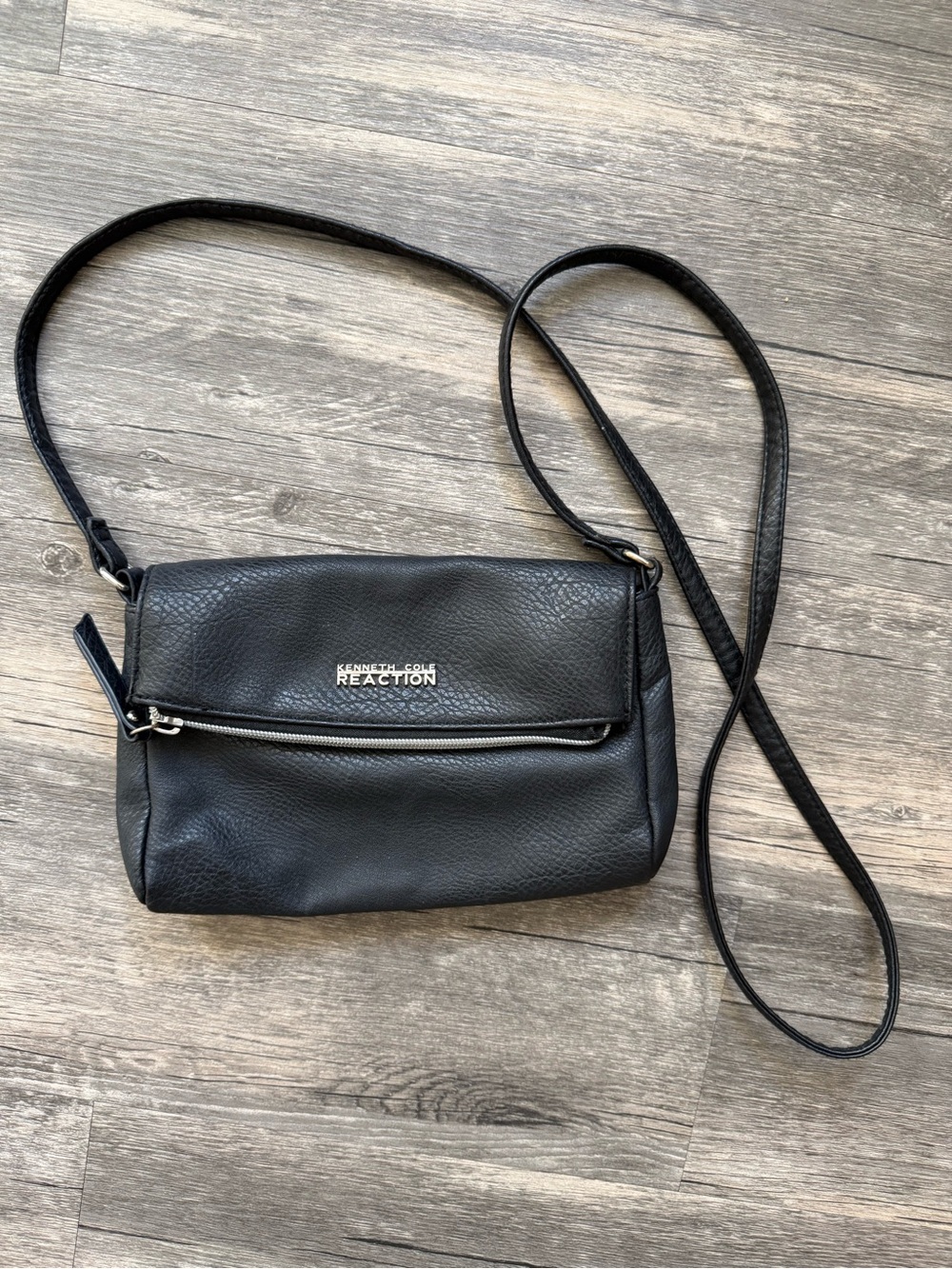 Kenneth Cole Reaction Black Pebbled Leather Crossbody